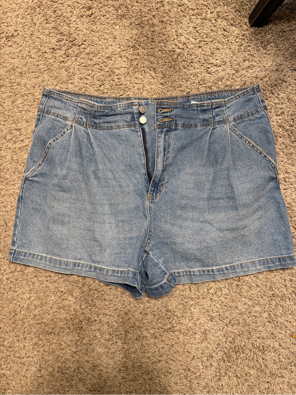 Time and Tru Women's Light Blue High-Rise Denim Shorts